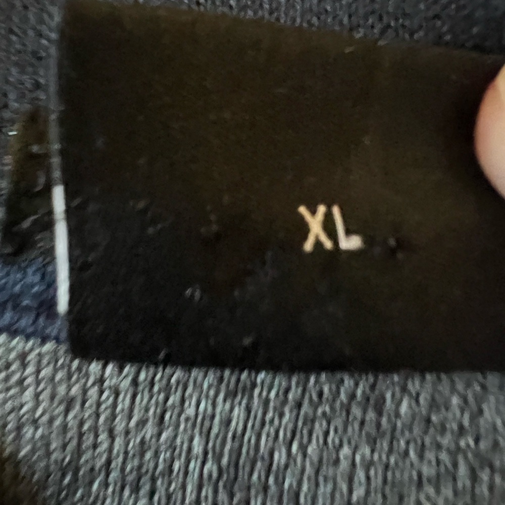 Hugo Boss Men’s sweater - Picture 3 of 3